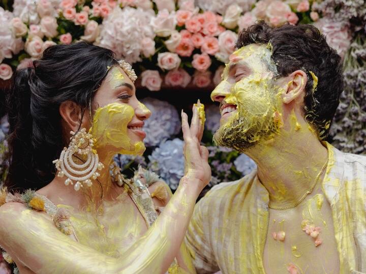 Alanna Panday and her fiancé Ivor McCray hosted their haldi ceremony in Mumbai.