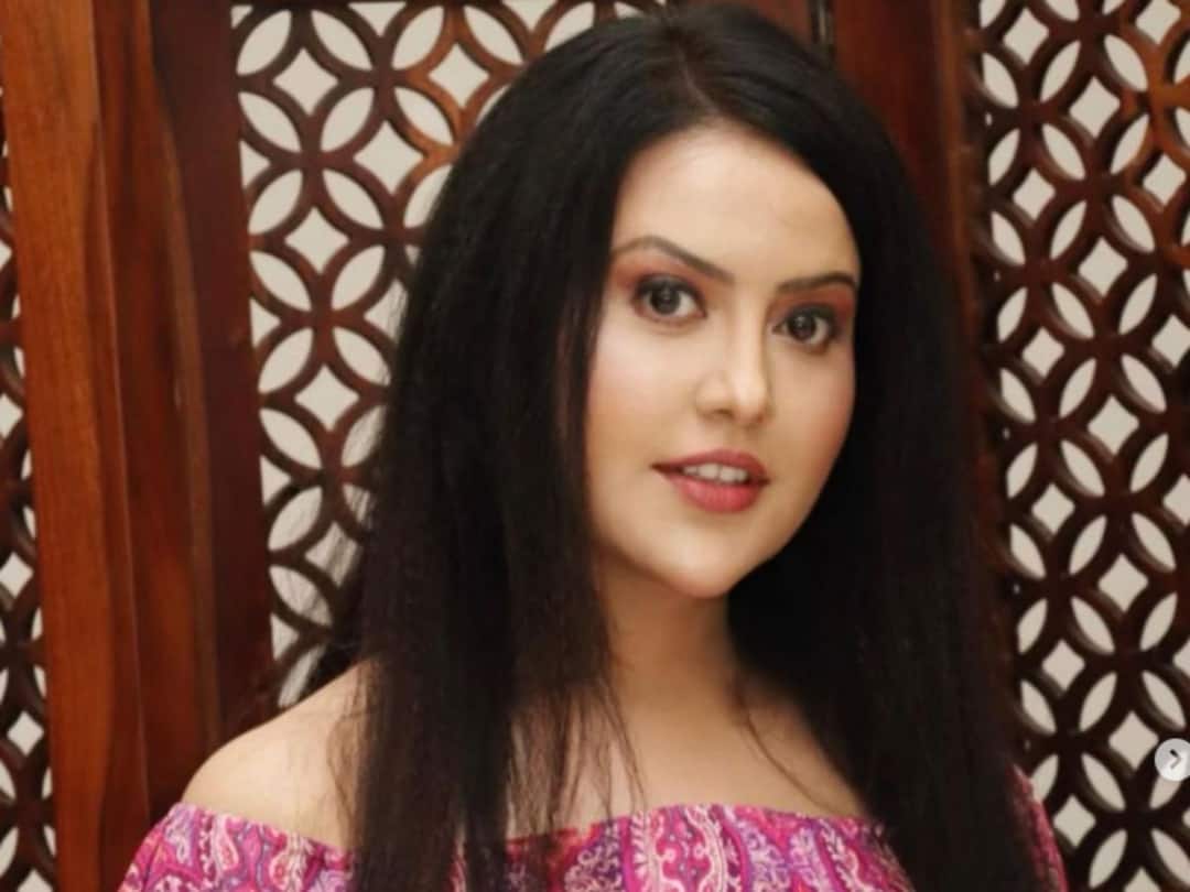 Amruta Fadnavis: अमृता फडणवीस यांना 1 कोटींची लाच देण्याचा प्रयत्न; डिझायनरविरोधात गुन्हा दाखल amruta fadnavis files fir against designer alleges threat conspiracy and offering Rs 1 crore Amruta Fadnavis: अमृता फडणवीस यांना 1 कोटींची लाच देण्याचा प्रयत्न; डिझायनरविरोधात गुन्हा दाखल