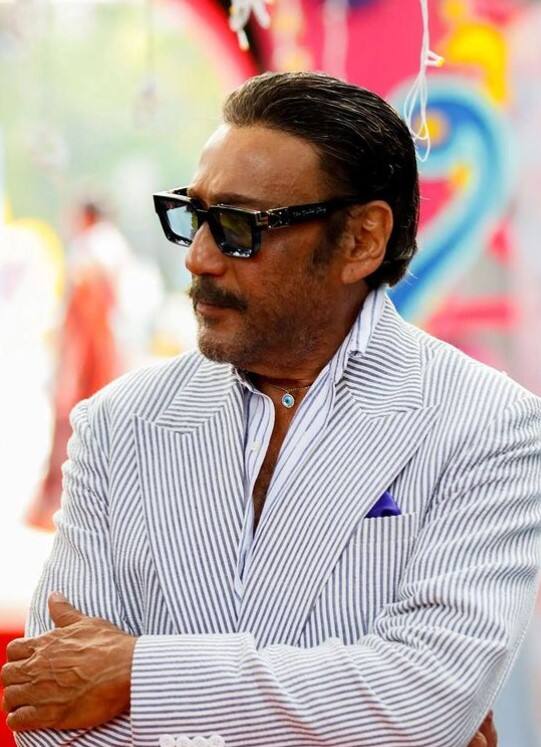 मीडिया से बात करते हुए मार्च 2022 में जैकी ने क्लियर कहा था कि टाइगर की जल्द शादी करने की कोई प्लानिंग नहीं है. जैकी ने कहा था कि टाइगर की शादी अभी उसके काम से हुई है.