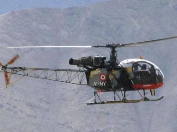 Indian Army Cheetah Helicopter Crash Arunachal Pradesh Mandala hills Search operation for pilots started Cheetah Helicopter Crash: ਅਰੁਣਾਚਲ 'ਚ ਭਾਰਤੀ ਫੌਜ ਦਾ ਚੀਤਾ ਹੈਲੀਕਾਪਟਰ ਹਾਦਸਾਗ੍ਰਸਤ, ਪਾਇਲਟ ਦੀ ਭਾਲ 'ਚ ਸਰਚ ਆਪਰੇਸ਼ਨ ਸ਼ੁਰੂ