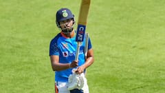 IND vs AUS ODI: ছিটকে গিয়েছেন শ্রেয়স, তাঁর পরিবর্তে ওয়ান ডে সিরিজে সুযোগ পেতে পারেন এঁরা