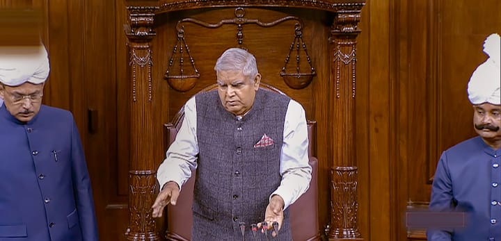 বাজেট অধিবেশনের দ্বিতীয় পর্বের আজ চতুর্থ দিন। সেদিনও সংসদ উত্তাল হওয়ার সম্ভাবনা।