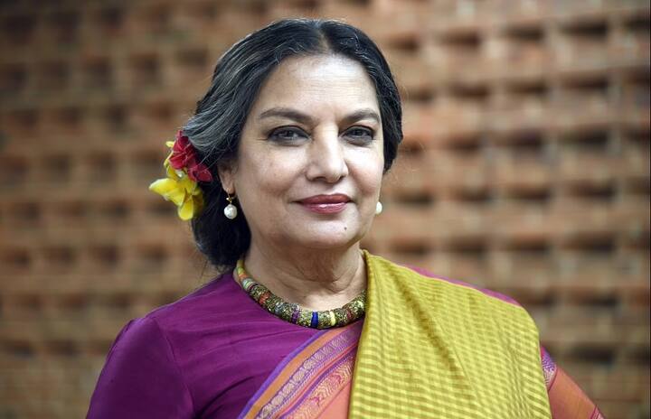 शबाना आजमी – बॉलीवुड की दिग्गज अदाकारा शबाना आजमी ने भी एकबार बच्चों को लेकर खुलकर बात की थी. दरअसल एक मेडिकल कंडीशन की वजह से वो मां नहीं बन सकीं. इसे लेकर शबाना कहती हैं किमैंने इसे स्वीकार कर लिया है. मेरा मानना है कि जिंदगी में आप सबकुछ ही हासिल नहीं कर सकते