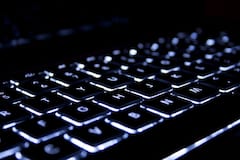 की-बोर्ड में F और J पर लकीर क्यों रहती हैं? कई लोग इस बात से अनजान