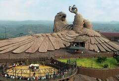 World's Biggest Bird Statue : जगातील सर्वात मोठी पक्षाची मूर्ती; जिथे रावणाने कापले जटायूचे पंख, तिथेच उभारलं पार्क