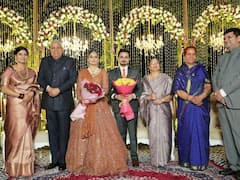 अनुप्रिया पटेल की बहन के रिसेप्शन में पहुंचे उपराष्ट्रपति और PM मोदी समेत कई दिग्गज, फिर नहीं दिखीं मां कृष्णा पटेल