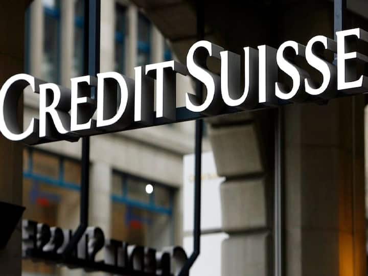 Credit Suisse Crisis shares fell 27 percent as its top investor rules out further investment Credit Suisse: క్రెడిట్ సూయిస్ తెర వెనుక కథేంటి, ఎందుకీ పతనం?