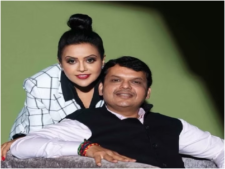 Aniksha Jaisinghani Arrested For Threatening Devendra Fadnavis Wife ...