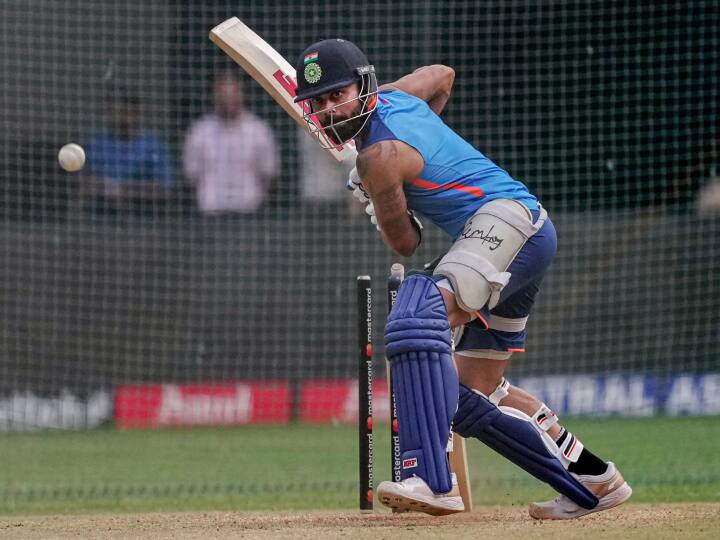 Kohli ODI Record: वनडे सीरीज में विराट कोहली पूरे कर सकते 13 हजार रन, रिकी पोंटिंग को इस मामले में छोड़ सकते हैं पीछे India vs Australia Virat Kohli on making record 5th batter to complete 13,000 runs in ODI cricket Kohli ODI Record: वनडे सीरीज में विराट कोहली पूरे कर सकते 13 हजार रन, रिकी पोंटिंग को इस मामले में छोड़ सकते हैं पीछे