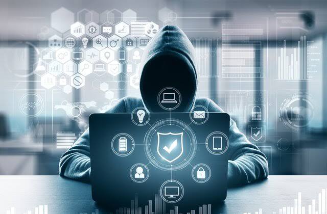 चौंकाने वाली बात तो यह है कि वीडियो में लोगों को जोड़ा जा रहा है. ऐसे लोग जो ज्यादा परिचित और भरोसेमंद लगते हैं. साथ ही वीडियो अलग-अलग भाषाओं में क्रिएट किए जा रहे हैं. ये मैलवेयर सिस्टम पासवर्ड, क्रेडिट कार्ड डिटेल, बैंक अकाउंट नबंर और दूसरे गोपनीय डेटा को चुराने का काम करते हैं.