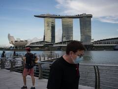 World Strictest Laws: कहीं गलत ड्रेस पहनने पर मिलती है सजा, तो किसी देश में पढ़ने- लिखने पर है रोक, देखें तस्वीरें