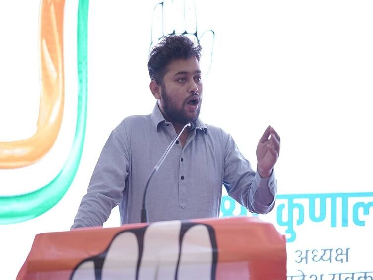 Maharashtra Congress party workers should take aggressive stance Says Kunal Raut  Kunal Raut : वेळ पडली तर गिरीश महाजनांच्या गाडीपुढे आडवे व्हा, भाजपा कार्यालय फोडा; कुणाल राऊत यांचा अजब सल्ला