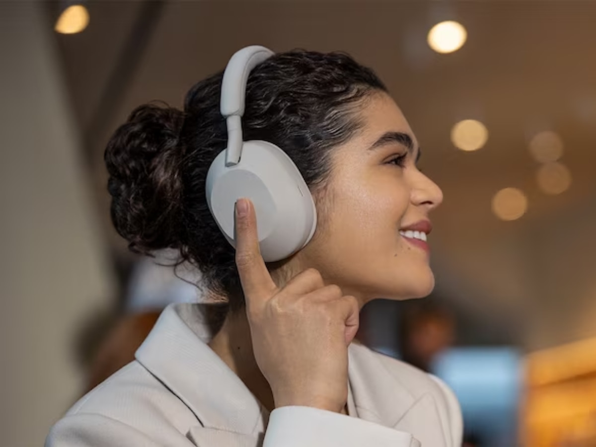 6 Noise-Cancelling Headphones Worth Checking Out