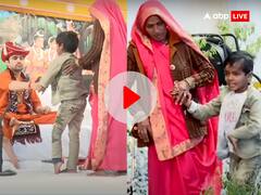 Watch: मां की गोद में आया विकलांग बच्चा अपने पैरों पर चलकर गया, बागेश्वर धाम में चमत्कार देख चौंक गए लोग