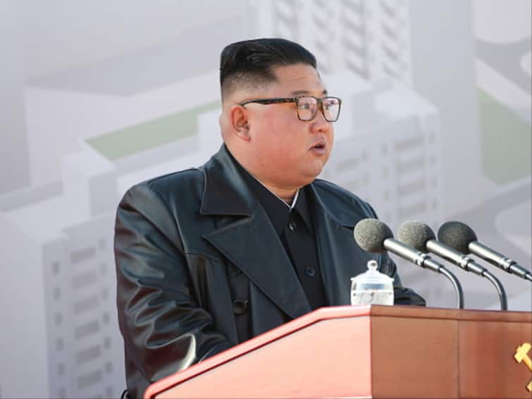 angry kim jong un North Korea fires 2 ballistic missiles S.Korean military in trouble दक्षिण कोरिया, अमेरिका और जापान के सैन्य अभ्यास से बौखलाए किम जोंग उन, जवाब में उत्तर कोरिया ने दागे बैलिस्टिक मिसाइल
