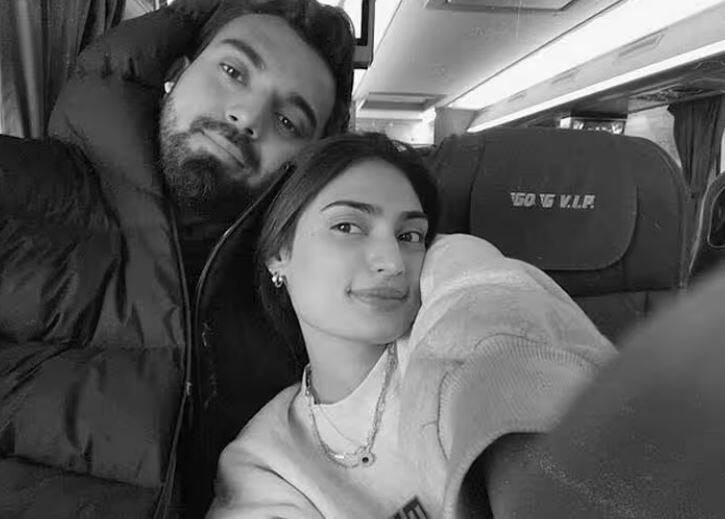 kl rahul wife athiya shetty reacts as he hits 75 runs india wins first odi by 5 wickets against-australia કેએલ રાહુલે ભારતને જીત અપાવતા ખુશ થઈ પત્ની આથિયા શેટ્ટી, જુઓ પોસ્ટ શેર કરી શું લખ્યું ?