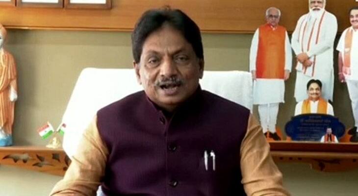 Health Minister's statement at home, increase in flu cases in the state, masks necessary for self-defense Gandhinagar : આરોગ્યમંત્રીનું ગૃહમાં નિવેદન, રાજ્યમાં ફ્લૂના કેસમાં ધરખમ વધારો, સ્વબચાવ માટે માસ્ક જરૂરી