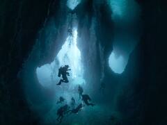 समुद्र में है 'पाताल लोक' का रास्ता, गहराई इतनी है कि एवरेस्ट भी डूब जाए