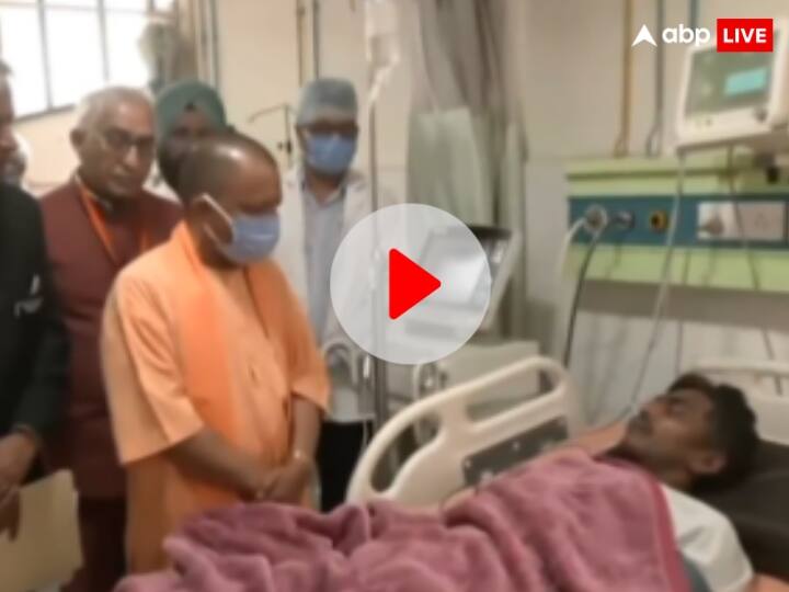 CM Yogi Adityanath reached Moradabad hospital to meet Sambhal Cold Storage Collapse Injured ANN Watch: संभल कोल्ड स्टोरेज हादसे के घायलों से मिलने अस्पताल पहुंचे CM योगी, कहा- 'रेस्क्यू ऑपरेशन जारी'