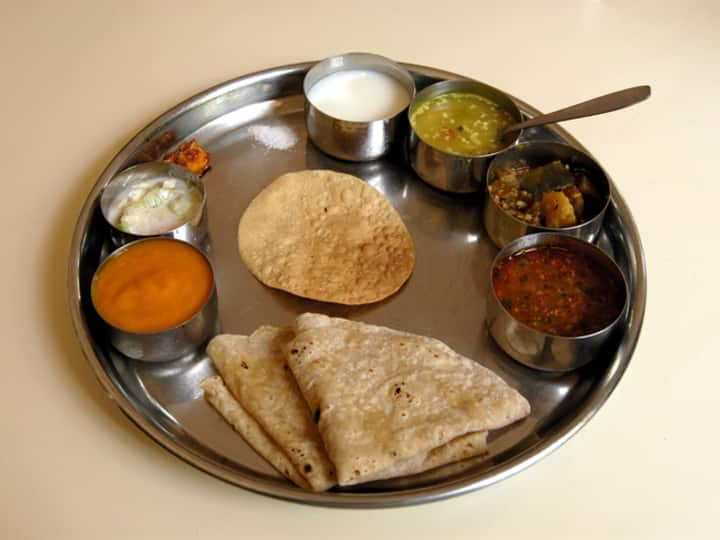 Sattvic food is now becoming famous in India it gives amazing benefits to health भारत में अब मशहूर हो रहा है सात्विक भोजन...सेहत को मिलते हैं इससे गजब के फायदे