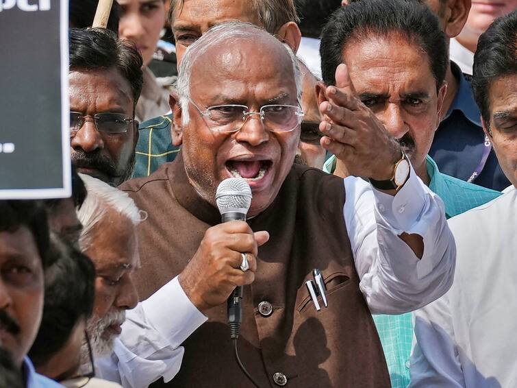 BJP Never Took Part In India's Freedom Movement, Calling Others Anti-National: Congress President Mallikarjun Kharge They Never Took Part In India's Freedom Struggle: Congress Hits Back At Nadda's 'Anti-India Toolkit' Remark On Rahul