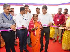 कोल्हापुरात तीन दिवस महिला बचत गटाच्या उत्पादनांचे प्रदर्शन व विक्री; जिल्हाधिकाऱ्यांचे हस्ते उद्घाटन