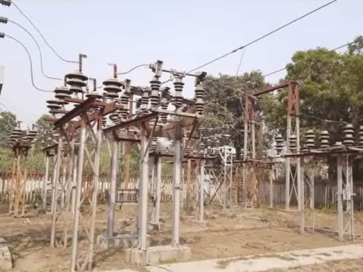 Gorakhpur 107 crores electricity bill outstanding on government departments DDU and police ANN Gorakhpur News: सरकारी विभागों पर 107 करोड़, तो DDU पर है इतना बिजली बिल बकाया, पुलिस विभाग भी नहीं पीछे
