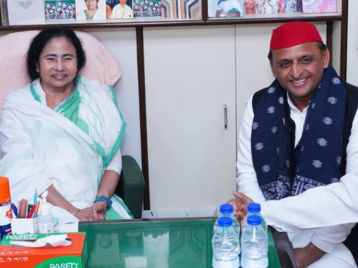 Mamata Banerjee, Akhilesh Yadav Agree On New Front - Without Congress Mamata Banerjee:”காங்கிரஸே வேண்டாம்”.. புது ரூட் எடுத்த மம்தா பானர்ஜி, அகிலேஷ் யாதவ்.. அடுத்த மூவ் இதுதான்