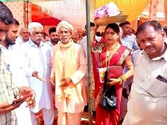 In Pics: अनाथ मीरा के घर पूरा गांव 'भाई' बनकर पहुंचा भात भरने, टीका लगाने में ही लग गए पांच घंटे