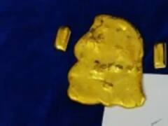 Gold Seized: வேலூர் காட்பாடியில் உரிய ஆவணமின்றி ரயிலில் எடுத்து சென்ற ரூ.35 லட்சம், தங்கம் பறிமுதல்