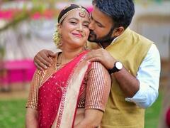 Swara-Fahad Reception Pics: स्वरा भास्कर के रिसेप्शन में सफेद कुर्ता पहनकर पहुंचे राहुल गांधी, कुछ इस अंदाज में दिखें केजरीवाल, देखिए तस्वीरें