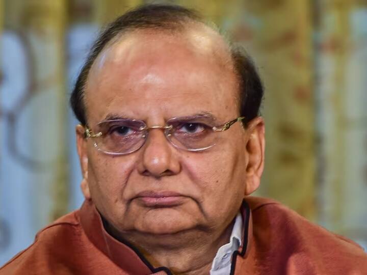 Delhi LG Vinai Saxena big statement on relationship between Delhi government and Raj Niwas read full stroy Delhi Budget News:'बोलने की मर्यादाएं टूटीं, लेकिन ये हमारी सरकार, रिश्ते कैसे टूटेंगे', दिल्ली सरकार और राजनिवास के रिश्तों पर बोले एलजी