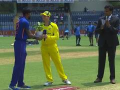 IND vs AUS: ਹਾਰਦਿਕ ਪੰਡਯਾ ਨੇ ਮੁੰਬਈ ਵਨਡੇ ਵਿੱਚ ਟਾਸ ਤੋਂ ਪਹਿਲਾਂ ਸਟੀਵ ਸਮਿਥ ਨੂੰ ਦਿੱਤਾ ਪੌਦਾ, ਜਾਣੋ ਵਜ੍ਹਾ