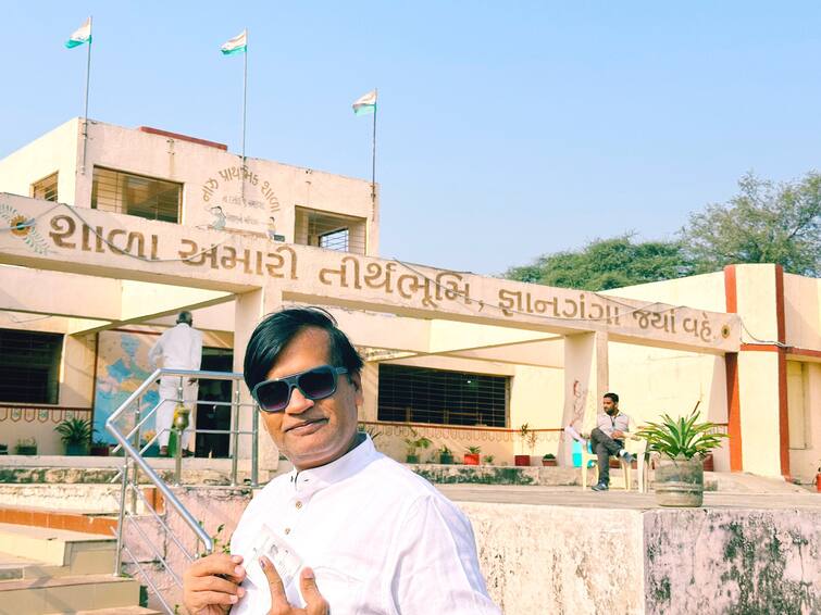 Kiran Patel: Know from which village belongs to fake officer Kiran Patel and where he casts his vote Kiran Patel: કાશ્મીરમાં નકલી અધિકારી તરીકે પકડાયેલો કિરણ પટેલ ક્યાંનો છે રહેવાસી ? ક્યાંથી કર્યુ હતું મતદાન, જાણો વિગત