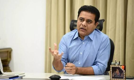KTR on Bandi Sanjay: బండి సంజయ్ మహా అజ్ఞాని, ఆ విషయం తెలియకుండా ఎంపీ ఎలా అయ్యారో? కేటీఆర్ ఫైర్ KTR on Bandi Sanjay: బండి సంజయ్ మహా అజ్ఞాని, ఆ విషయం తెలియకుండా ఎంపీ ఎలా అయ్యారో? కేటీఆర్ ఫైర్