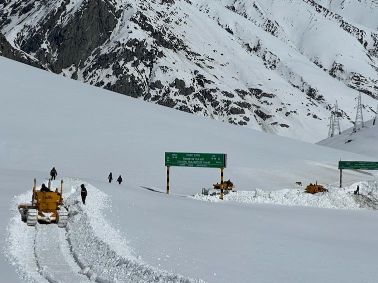 BROs Efforts To Clear Snow Pay Off As Zojila, Razdan Passes Reopen In Record Time BRO's Efforts To Clear Snow Along Strategic Routes Pay Off As Zojila, Razdan Passes Reopen In Record Time