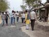 Amethi News: ग्रामीणों ने सड़क को हाथों से उखाड़ा, 24 घंटे में ही खुल गई भ्रष्टाचार की पोल, JE ने दी ये सफाई