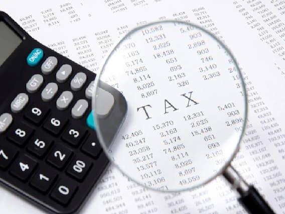 Tax Planning Mistakes: જો તમે માર્ચના અંત પહેલા ટેક્સ પ્લાનિંગ નહીં કરો તો તમને આગામી નાણાકીય વર્ષમાં ટેક્સ સેવિંગનો લાભ મળશે. ઘણી વખત લોકો છેલ્લી ક્ષણે ટેક્સ પ્લાનિંગ કરતી વખતે કેટલીક સામાન્ય ભૂલો કરે છે.