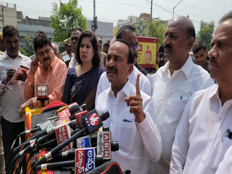 Etela Rajender : An inquiry should be conducted with the sitting judge on the leakage of papers, the candidates should be helped at the rate of Rs.1 lakh – Etela Rajender