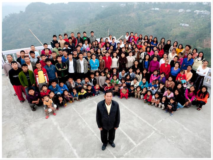 Worlds largest family live in Baktawng village of Mizoram Its member live in a house of 100 rooms भारत में रहता है दुनिया का सबसे बड़ा परिवार, 100 कमरों के घर में रहते इसके सदस्य