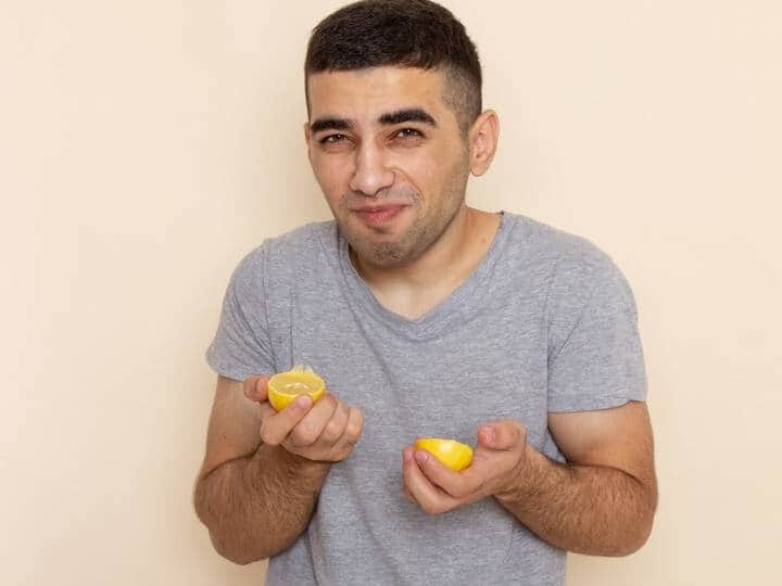 Major Side Effects Of Too Many Lemons नींबू के शौकीन हैं तो हो जाएं सावधान, क्योंकि इसके साइड इफेक्ट शरीर के इस अंग को कर सकती है खराब
