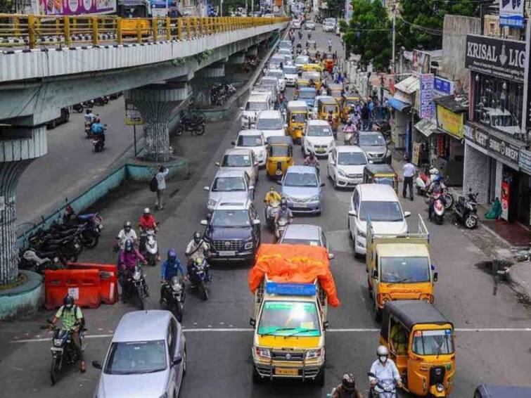 Chennai  Traffic change in Chennai evr road today from 20th march Chennai : சென்னையில் போக்குவரத்து மாற்றம்...இந்த சாலைகளில் செல்ல வேண்டாம்.. இன்று முதல் அமல்..