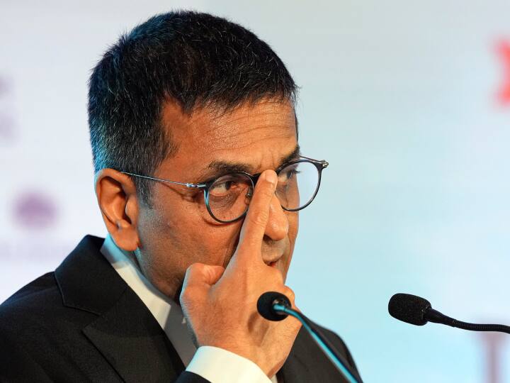 ‘Can’t use his powers to get land’, why did CJI Chandrachud say this, know the whole matter