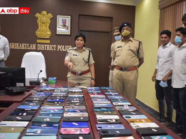 Srikakulam: Srikakulam police recovered and handed over phones worth Rs.20 lakh