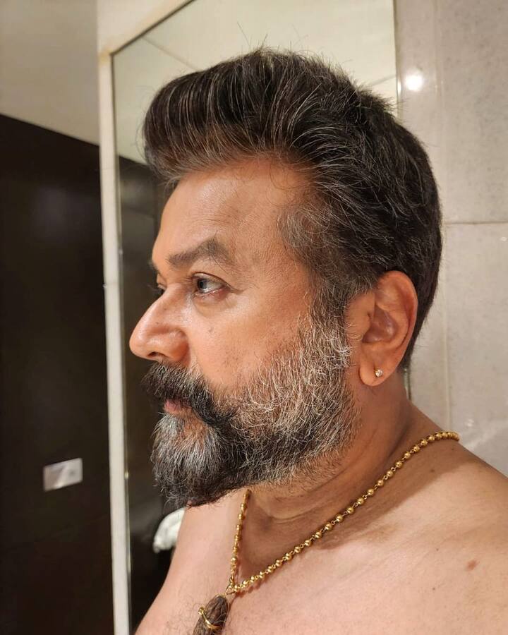 தற்போது பிசியாக பல படங்களில் நடித்து வருகிறார்