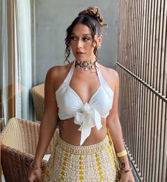 Jackie Shroff Daughter Education: जानें- कितनी पढ़ी लिखी हैं जैकी श्रॉफ की बेटी कृष्णा? ग्लैमरस तस्वीरों से भरा पड़ा है इंस्टाग्राम