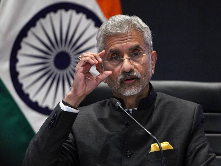 Jaishankar Attacks Rahul Gandhi For Being 'Dismissive About India', Says 'Troubled To See Someone Drooling Over China' 'Troubled To See Someone Drooling Over China': Jaishankar Attacks Rahul Gandhi For Being 'Dismissive About India'