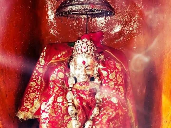 Sarguja Maa kudarghari darshan famous kudargarh fair starting from 22 march ann Chaitra Navratra Special: नए स्वर्ण मुख में भक्तों को दर्शन देंगी मां कुदरगढ़ी, 22 मार्च से शुरू होगा 15 दिवसीय कुदरगढ़ मेला