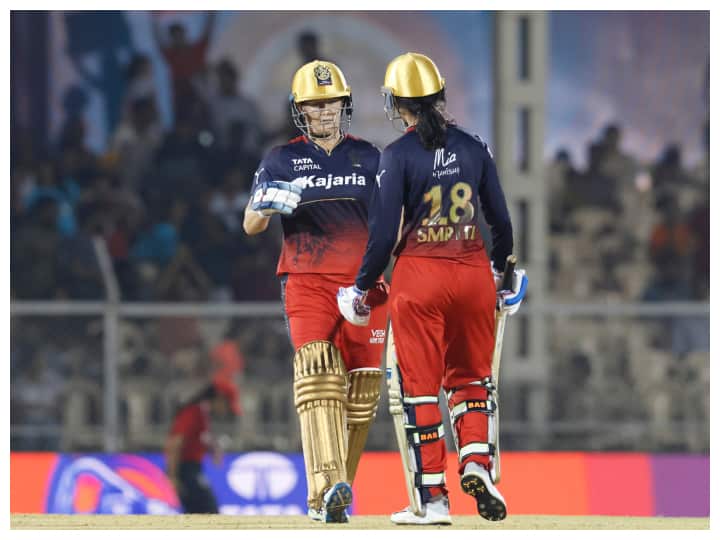 RCB-W vs GG-W WPL 2023 Match highlights Banglore beats Gujrat by 8 wickets with the help of brilliant inning of Sophie Devine RCB-W vs GG-W, WPL 2023: बैंगलोर ने सिर्फ 16वें ओवर में 189 रन बनाकर गुजरात को 8 विकेट से दी मात, सोफी डिवाइन ने 36 गेंदों में खेली 99 रनों की शानदार पारी