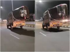 पिकअप वाहन पर लाद कर पार्सल कर दी पूरी कार, यूजर्स बोले- एमेजन से हो हुई है बुकिंग